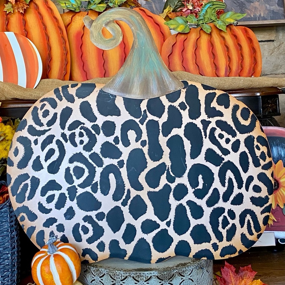 Leopard Print Metal Stake Pumpkin Decor with Easel